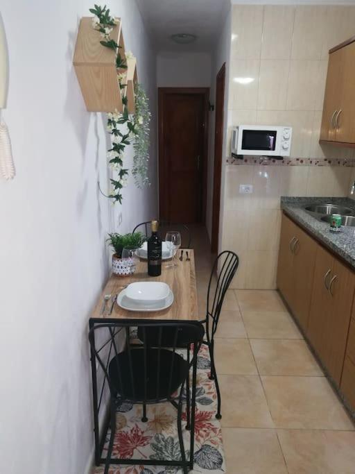 Acogedor Atico Con Terraza En San Cristobal De La Laguna Exterior photo